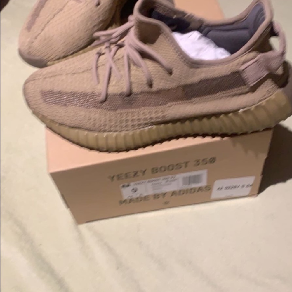 Yeezes - Picture 3 of 5